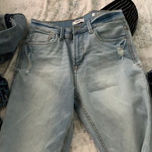 Size 4 I don’t know the measurements 😩